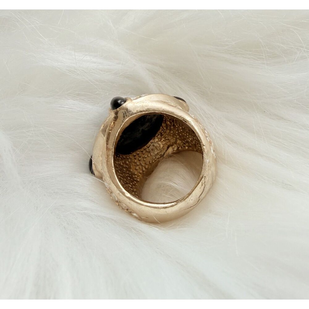 Huge Gold Tone Black Rhinestone Statement Cocktail Ring 1990s Size 6 - Picture 2 of 4